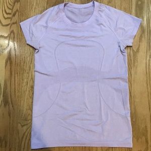 Lululemon T shirt